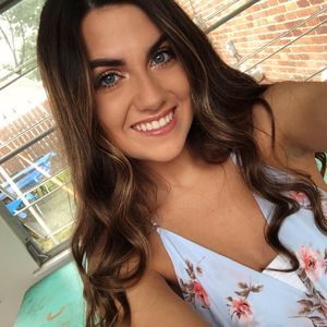 Meet your Posher, Ava